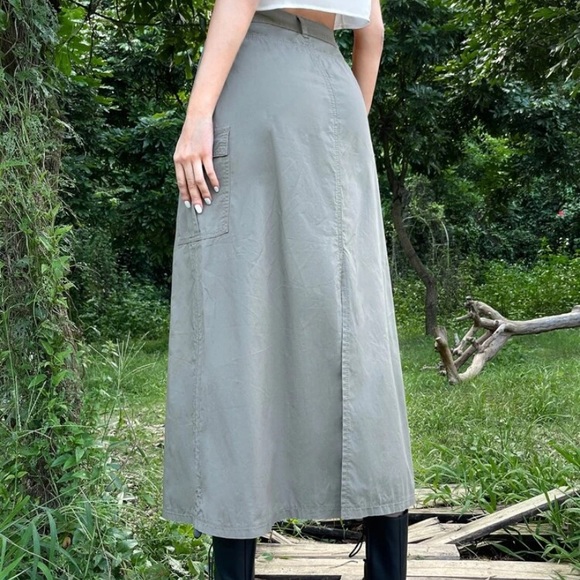High Waist Slant Pocket Split Back Denim Skirt - Picture 3 of 5